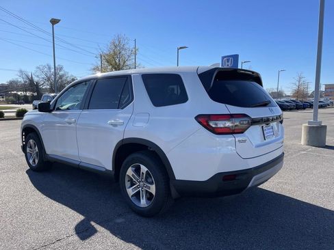 New 2025 Honda Pilot EX-L image 4