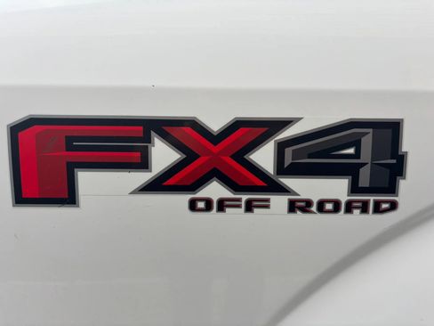 Used 2019 Ford F150 XLT w/ Equipment Group 302A Luxury image 14