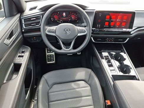 New 2026 Volkswagen Atlas Cross Sport SEL R-Line image 7