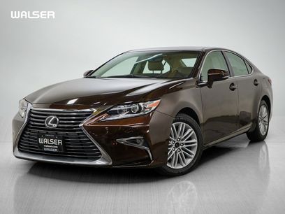 Used 2016 Lexus ES 350 w/ Accessory Package 2