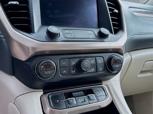 Used 2020 GMC Acadia Denali w/ Trailering Package image 16