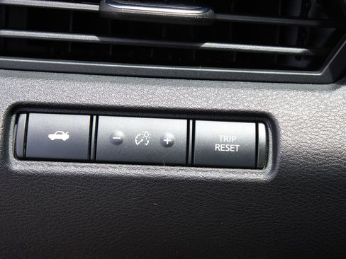 Used 2019 Nissan Altima 2.5 S FWD image 19