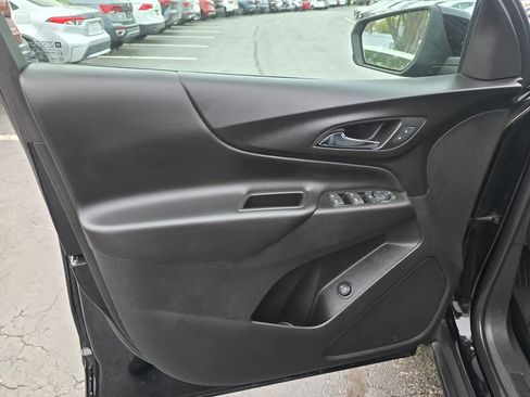 Used 2022 Chevrolet Equinox LT AWD/4WD image 15