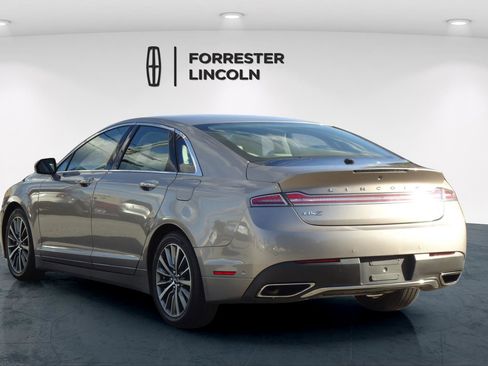 Used 2018 Lincoln MKZ Select w/ Technology Package image 5