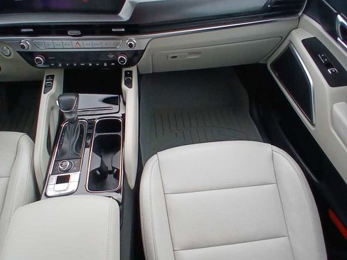 Used 2024 Kia Telluride S AWD/4WD image 24