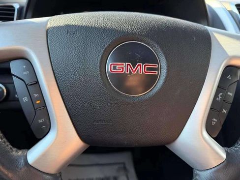 Used 2011 GMC Acadia SLT image 26