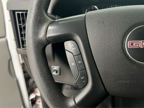 Used 2014 GMC Savana 2500 image 15