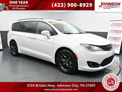 Used 2020 Chrysler Pacifica Touring-L Plus