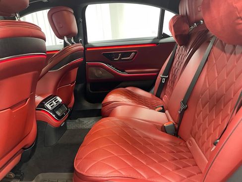 Used 2022 Mercedes-Benz S 500 4MATIC image 25