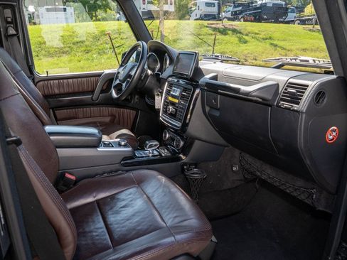 Used 2015 Mercedes-Benz G 63 AMG 4MATIC image 52