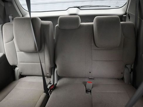 Used 2016 Honda Odyssey SE image 12