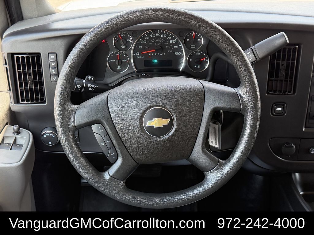 Used 2025 Chevrolet Express 3500 LT w/ LT Preferred Equipment Group RWD image 14