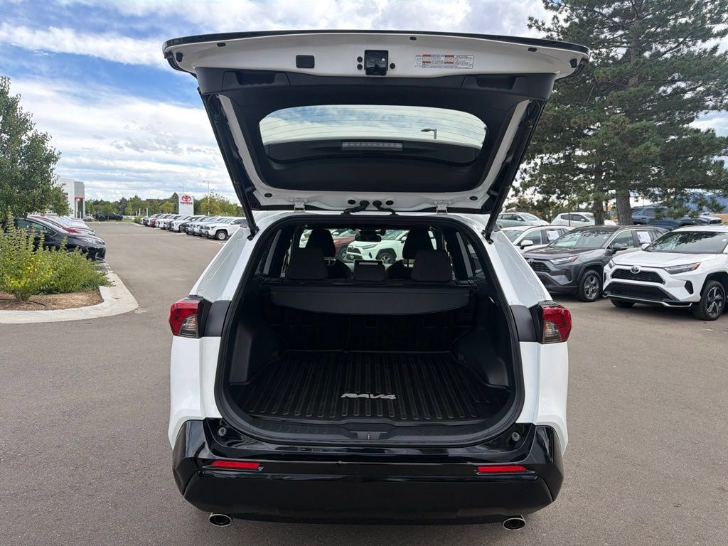 Used 2023 Toyota RAV4 SE w/ Weather & Moonroof Package AWD/4WD image 16