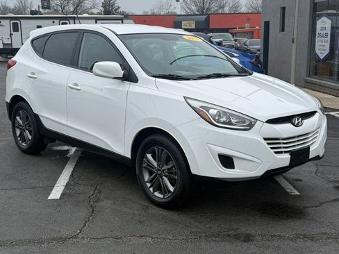 Used 2015 Hyundai Tucson GLS image 2
