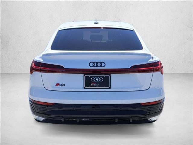 Used 2024 Audi Q8 e-tron Premium AWD/4WD image 8