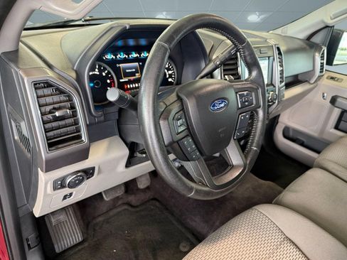 Used 2017 Ford F150 XLT w/ Equipment Group 302A Luxury RWD image 4