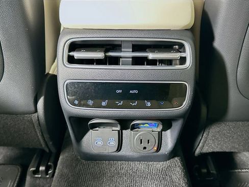 Certified 2026 Genesis GV70 3.5T Sport Prestige image 27