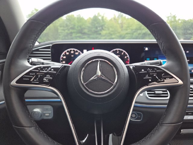 Used 2024 Mercedes-Benz GLE 350 4MATIC image 38