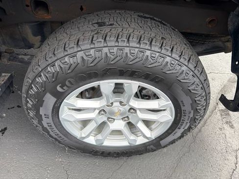 Certified 2023 Chevrolet Silverado 1500 LT AWD/4WD image 22
