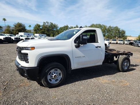 New 2024 Chevrolet Silverado 2500 W/T AWD/4WD image 2
