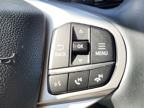 Used 2025 Ford Explorer Active image 36