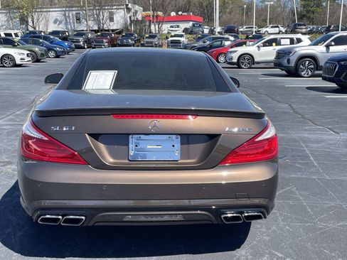 Used 2015 Mercedes-Benz SL 63 AMG w/ Driver Assistance Package image 38