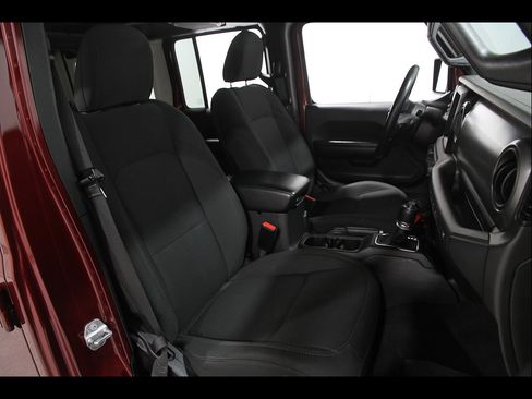 Used 2021 Jeep Wrangler Unlimited Sport AWD/4WD image 17