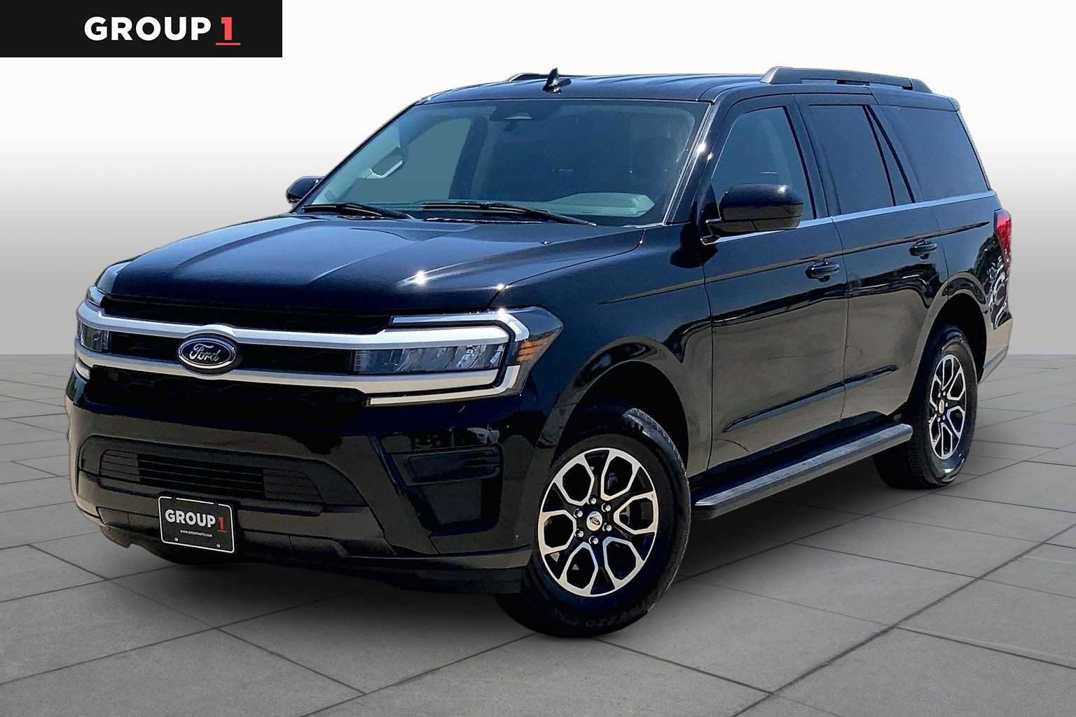 Used 2024 Ford Expedition XLT AWD/4WD image 1