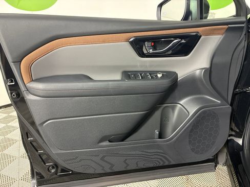 Certified 2025 Subaru Forester Sport image 12