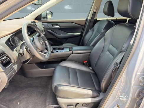 Used 2022 Nissan Rogue SL w/ SL Premium Package FWD image 5