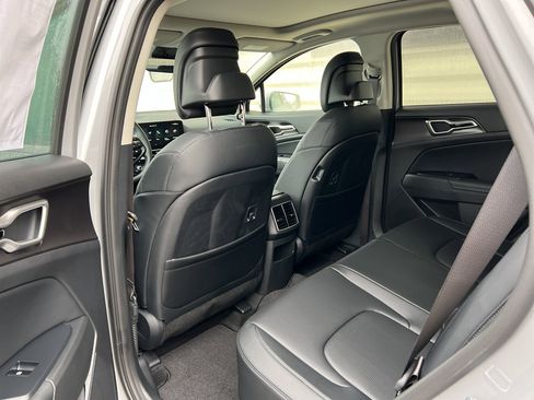 New 2026 Kia Sportage AWD Hybrid image 12