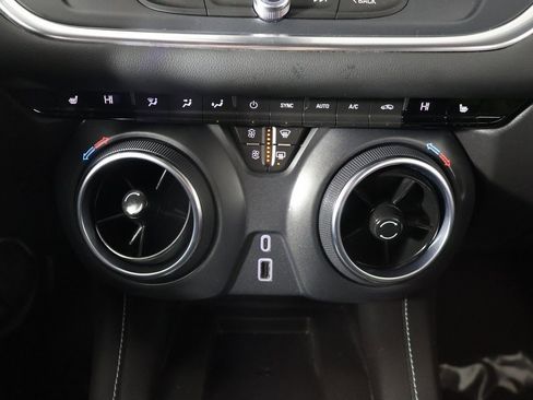 Used 2024 Chevrolet Blazer LT w/ Convenience Package image 43