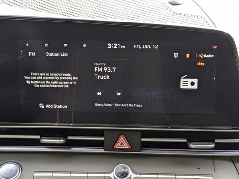 New 2026 Hyundai Elantra Sport image 21