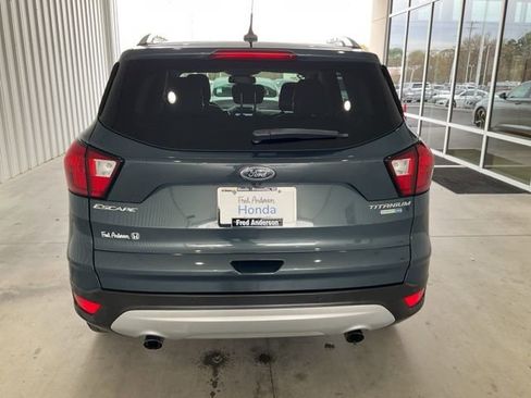 Used 2019 Ford Escape Titanium image 24