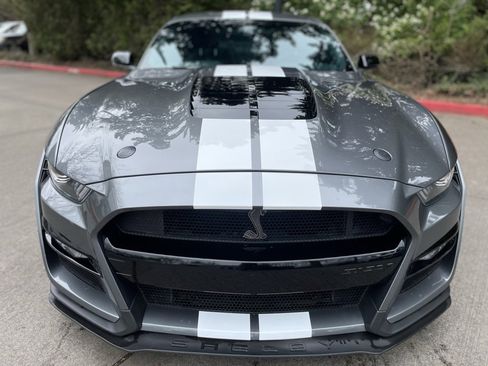 Used 2021 Ford Mustang Shelby GT500 w/ Technology Package image 10