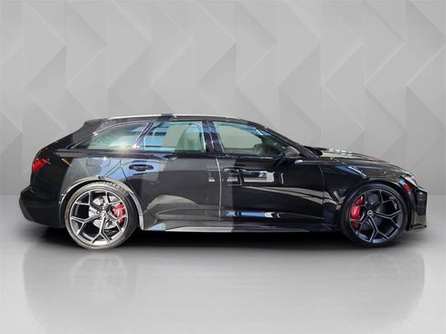 New 2026 Audi RS 6 performance image 7