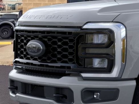 New 2026 Ford F350 Lariat w/ Black Appearance Package AWD/4WD image 17