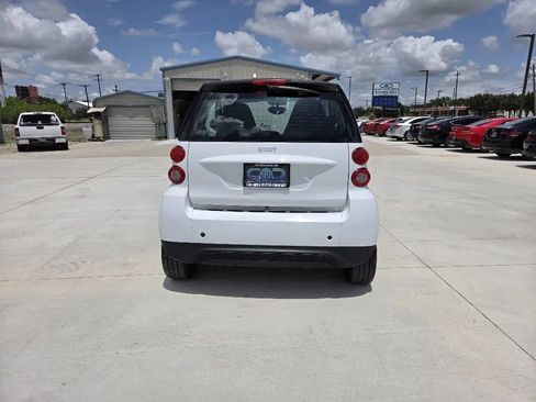 Used 2015 smart fortwo pure RWD image 6