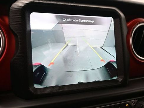 Used 2022 Jeep Gladiator Rubicon AWD/4WD image 23