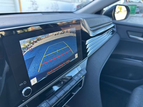 Used 2025 Toyota Camry LE image 17