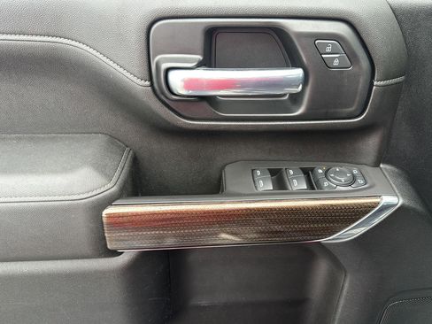 Used 2021 Chevrolet Silverado 2500 LT w/ Convenience Package image 20