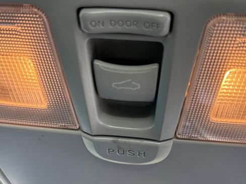 Used 2013 Hyundai Elantra Limited w/ Technology Pkg image 40