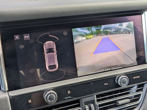 Certified 2026 Porsche Macan image 19