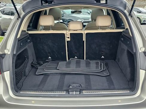 Used 2020 Mercedes-Benz GLC 300 GLC 300 image 11