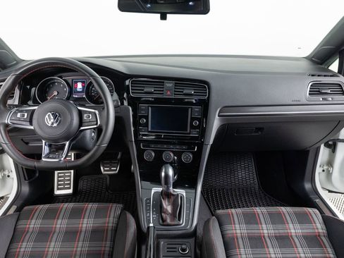 Used 2018 Volkswagen GTI S image 31