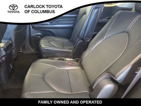 Used 2024 Toyota Grand Highlander AWD image 13