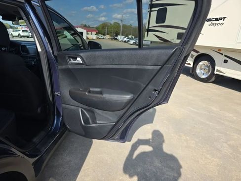 Used 2020 Kia Sportage LX FWD image 41