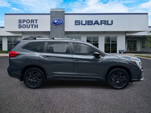 Used 2024 Subaru Ascent Onyx Edition w/ Popular Package Onyx AWD/4WD image 2