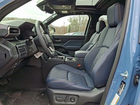 New 2026 Toyota 4Runner Platinum image 13