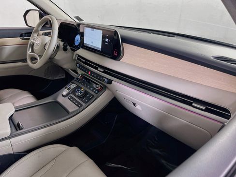 Used 2024 Hyundai Palisade Limited image 30